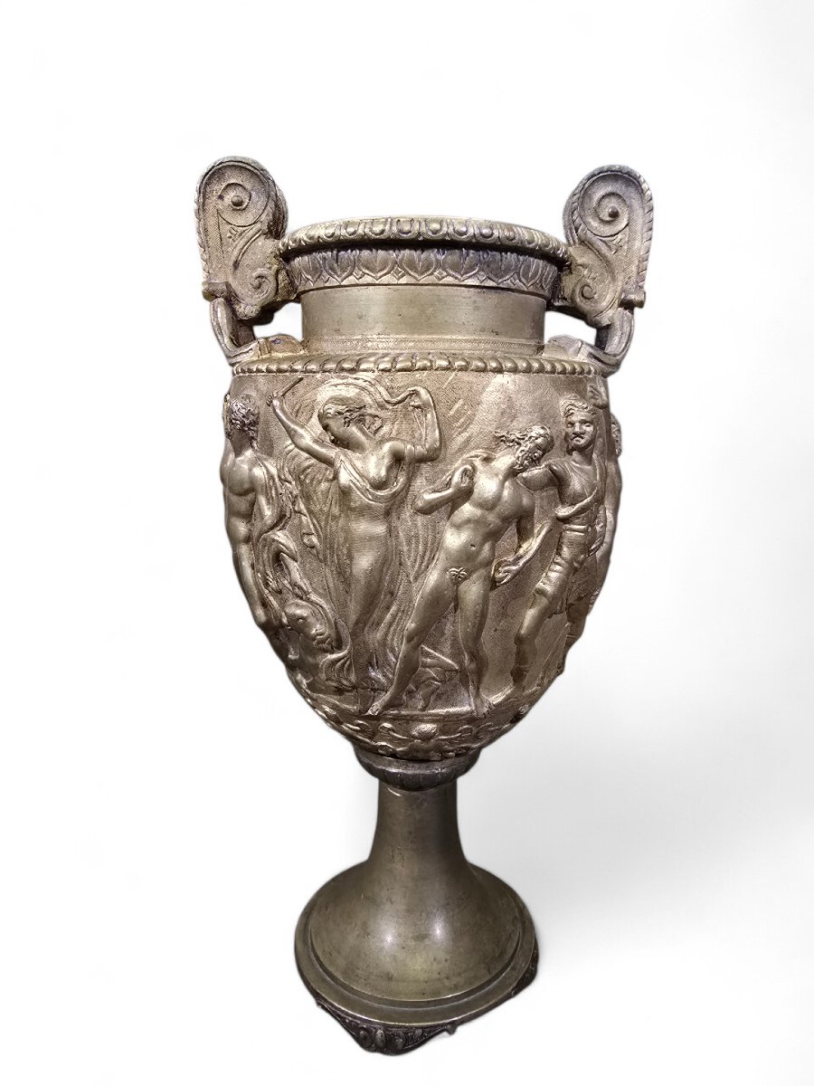 Paire de vases en bronze patiné français du XIXe siècle, ornés de reliefs mythologiques grecs-photo-4