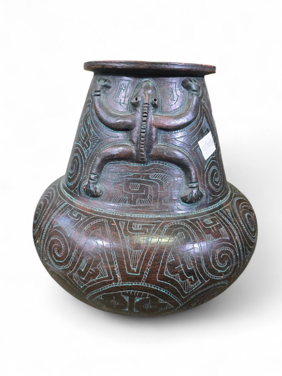 Vase en terre cuite de style Marajoara, XXe siècle-photo-2