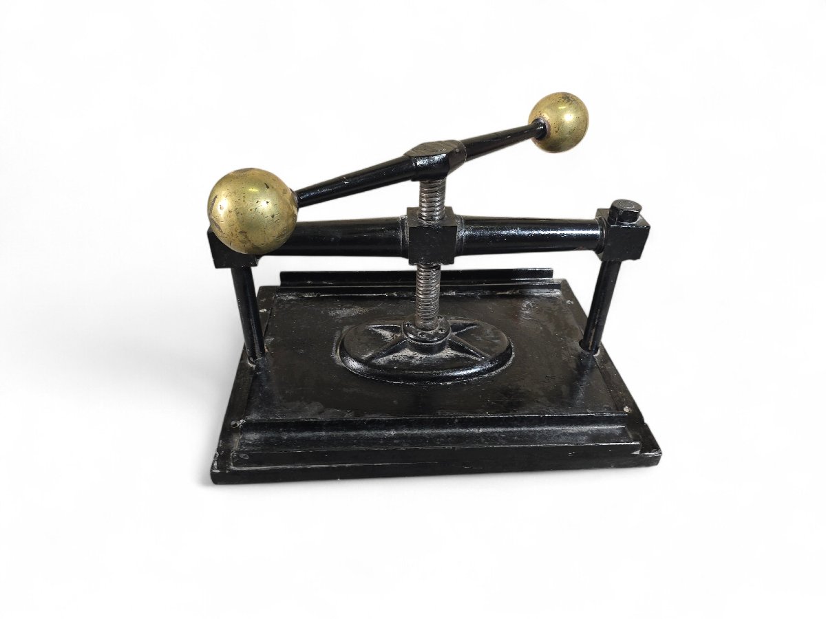 Large 19th-century Book Press Made Of Iron And Bronze-photo-2