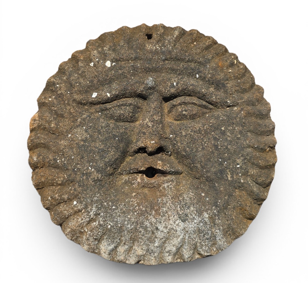Bec de fontaine en pierre, masque solaire, XIXe siècle