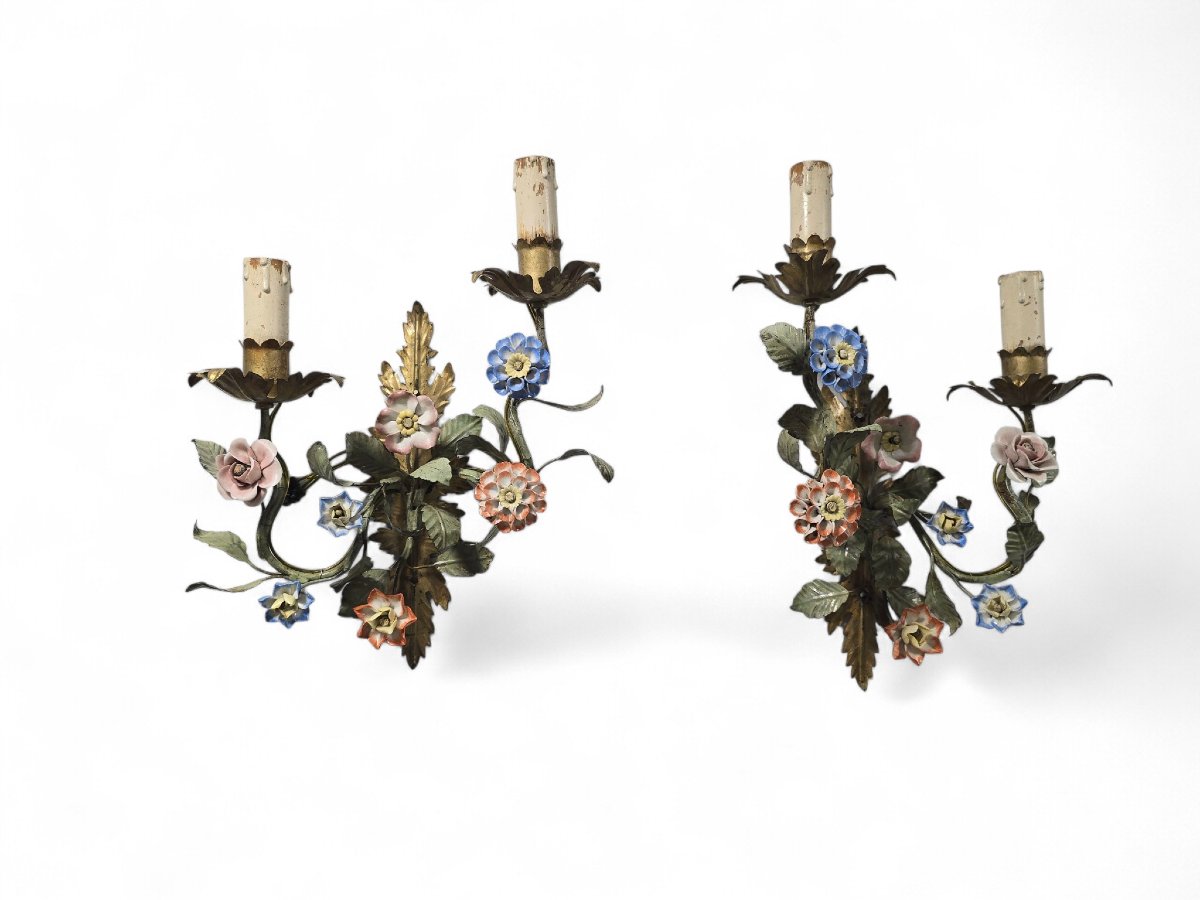 Pair Of 1950s Wall Sconces With Porcelain Flowers-photo-3