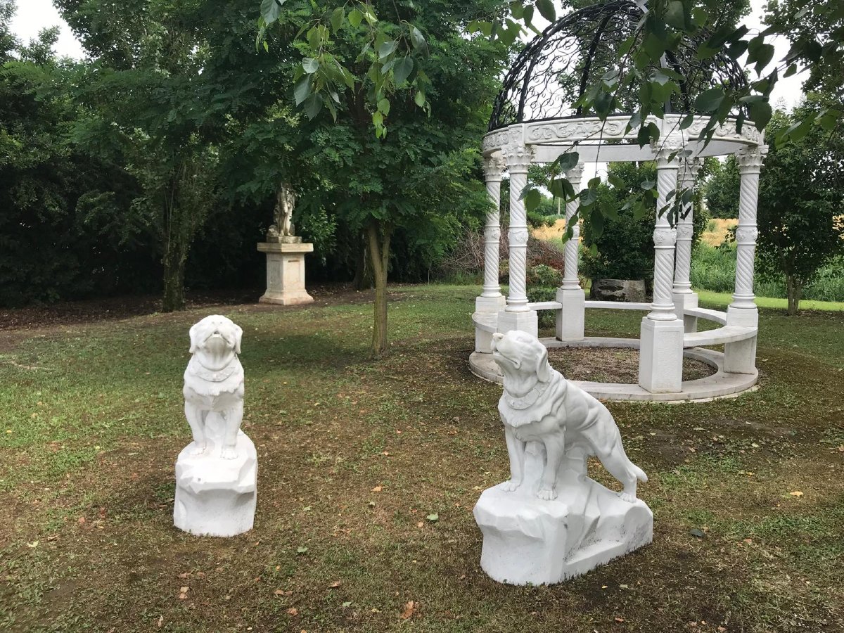 Pair Of White Marble Dog Sculptures, Italy, 1980s-photo-1