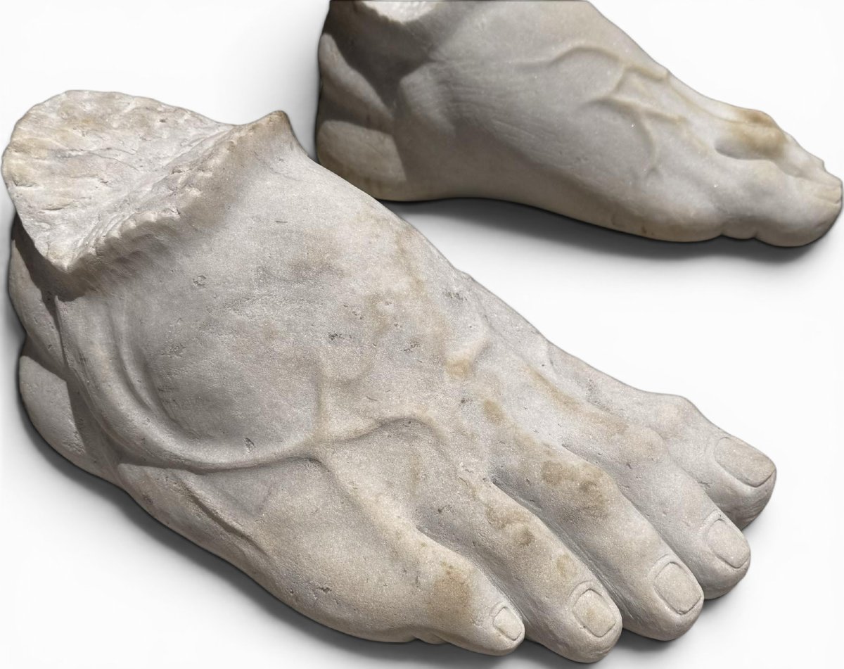 Pair Of Carved Marble Legs, Classical Greek Style, Italy, Second Half Of The 20th Century