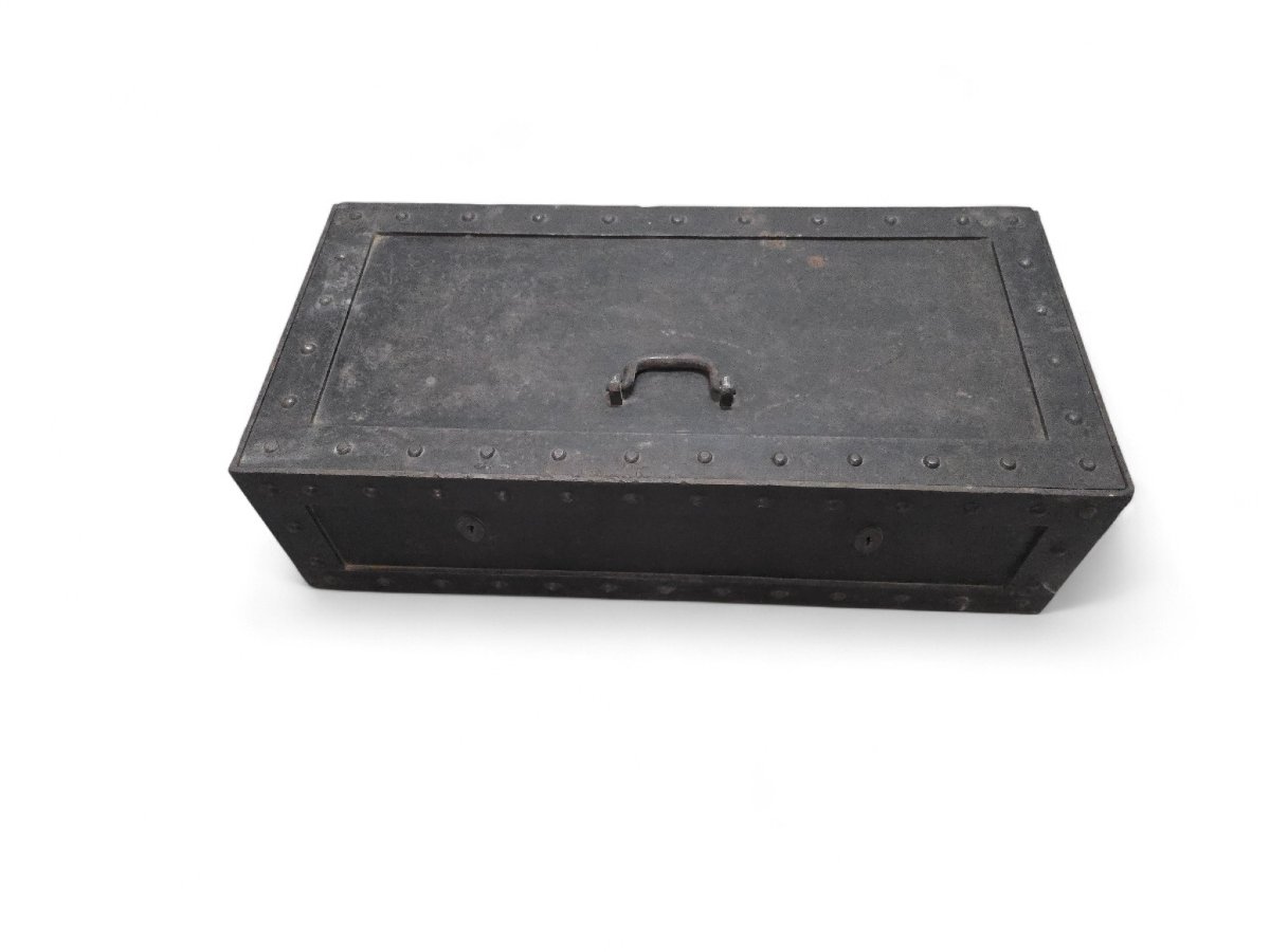 19th-century German Wrought-iron Travel Safe-photo-2