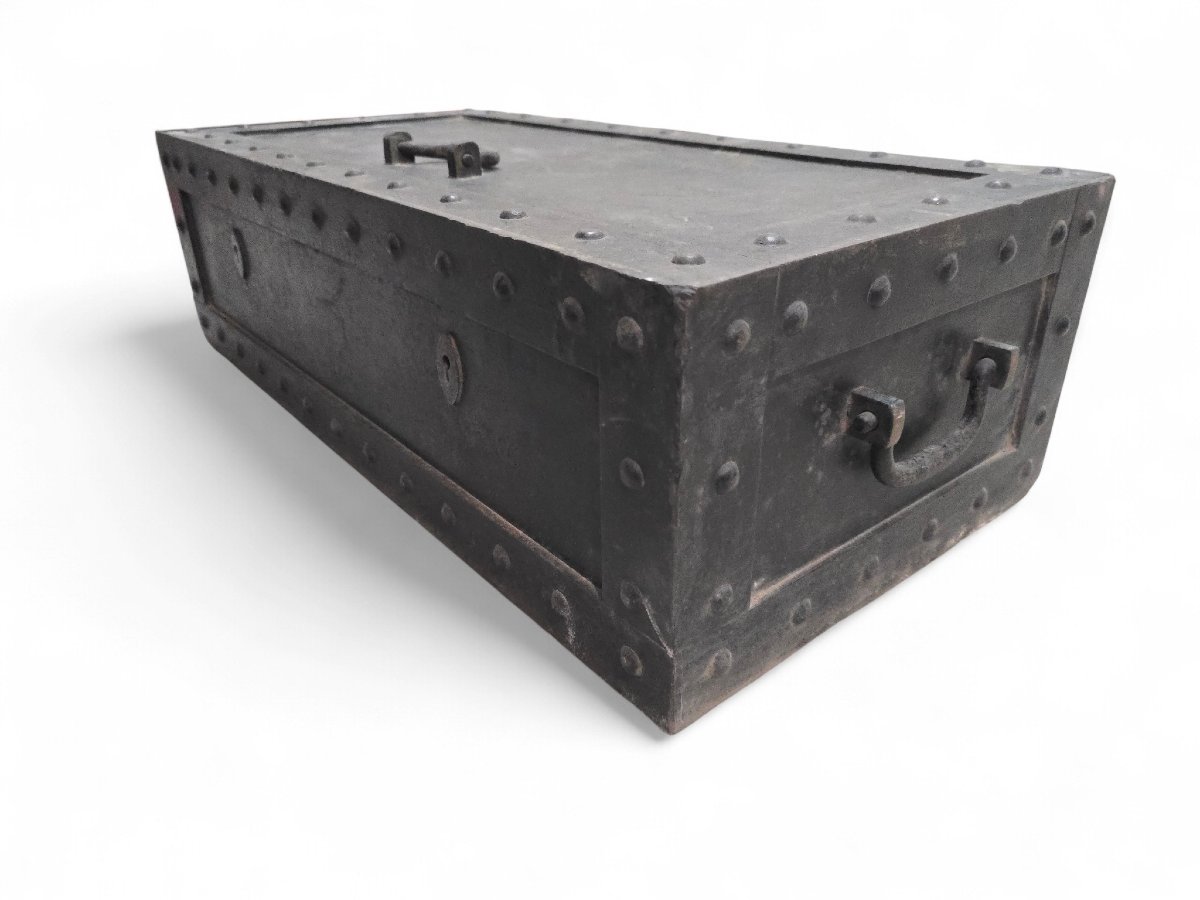 19th-century German Wrought-iron Travel Safe-photo-3