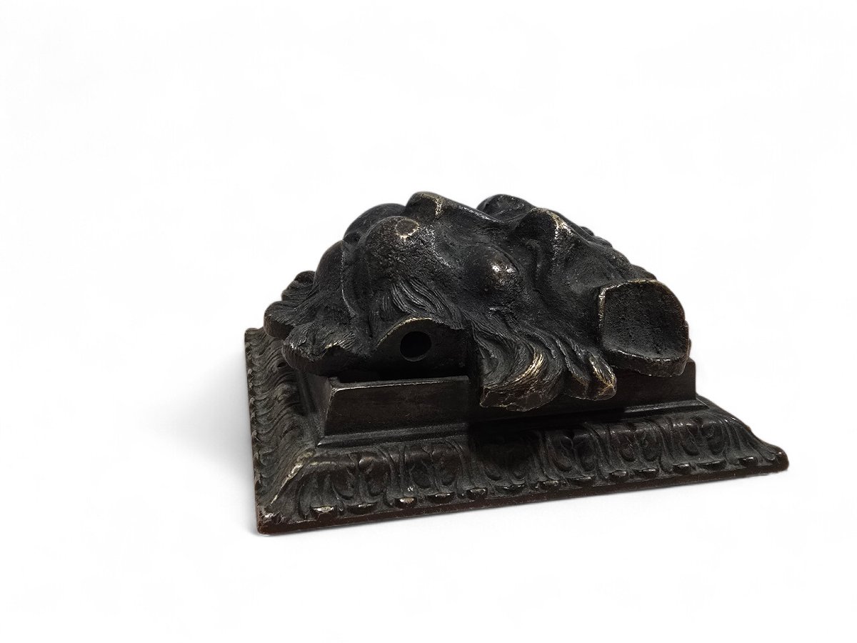 Presse-papier tête de lion en bronze, XIXe siècle-photo-1