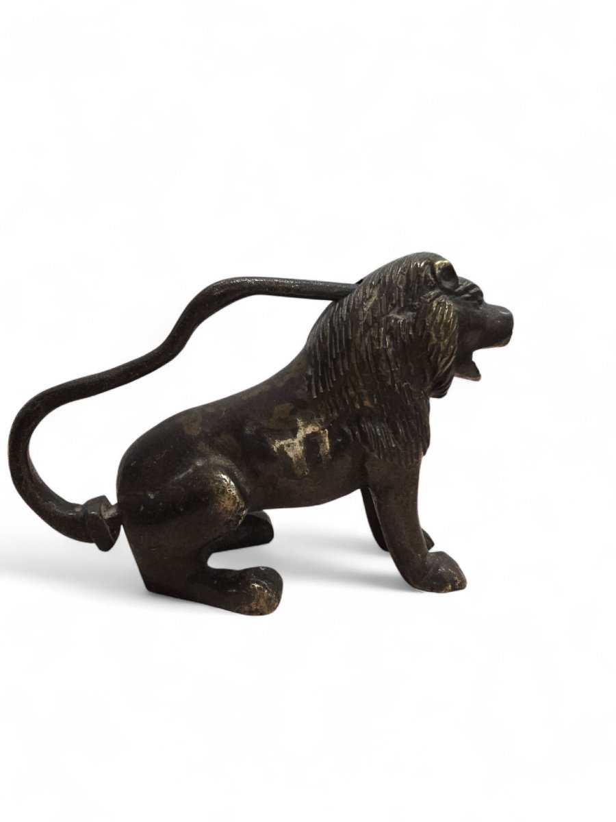 Bronze Sculpture Of A Seated Lion, 19th Century-photo-1