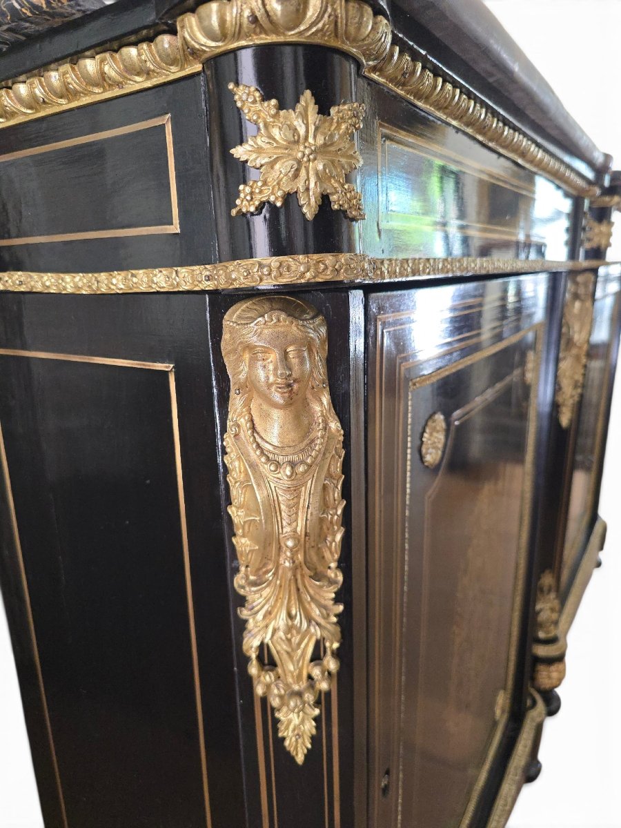 Paire de cabinets français du XIXe siècle, ornés de bronzes dorés et de plateaux en marbre de P-photo-8