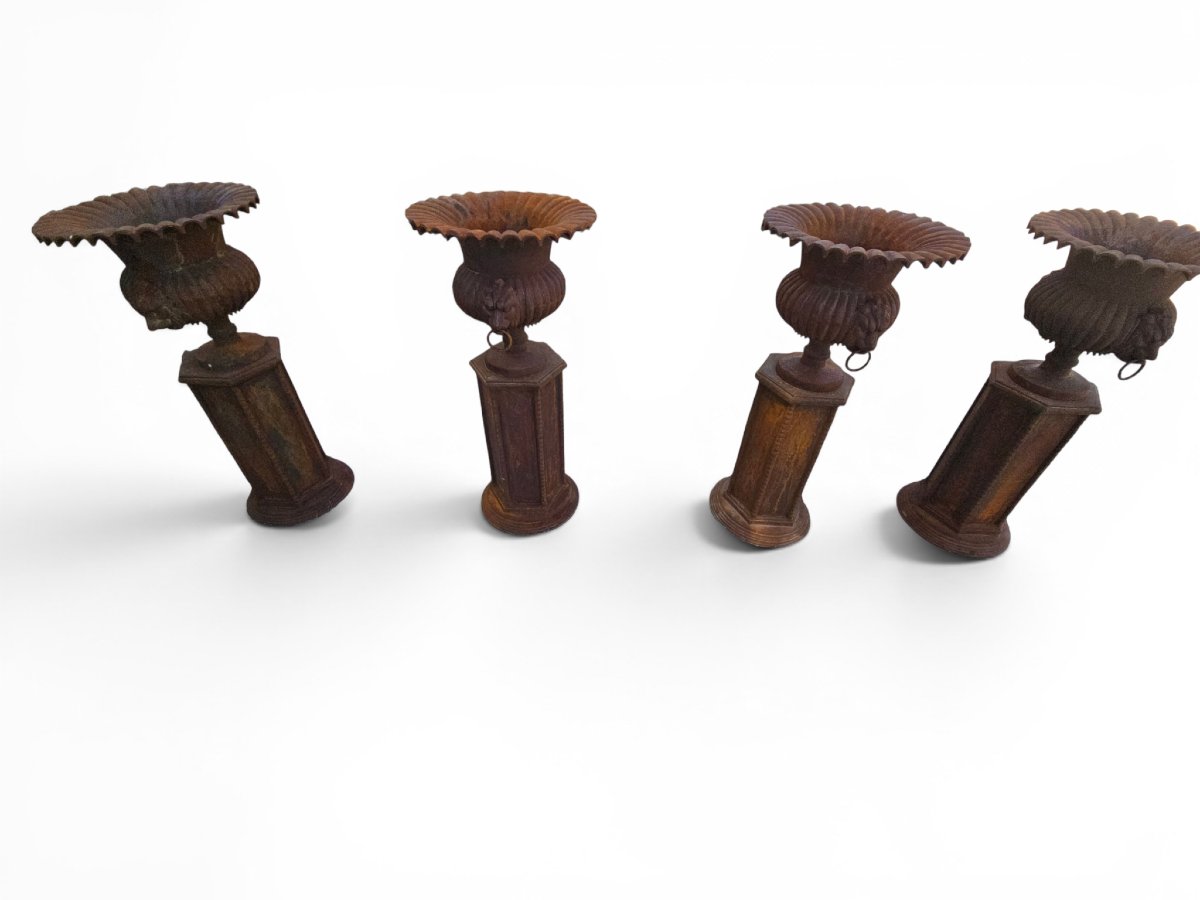 Set Of Four Garden Urns Made Of Weathered Iron, Italy, 1960s