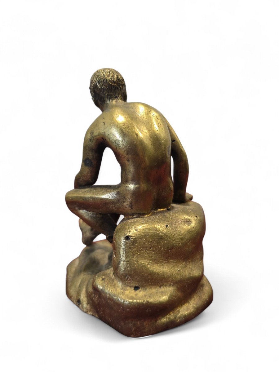 Bronze du Grand Tour du XIXe siècle représentant Hermès assis sur un rocher-photo-4