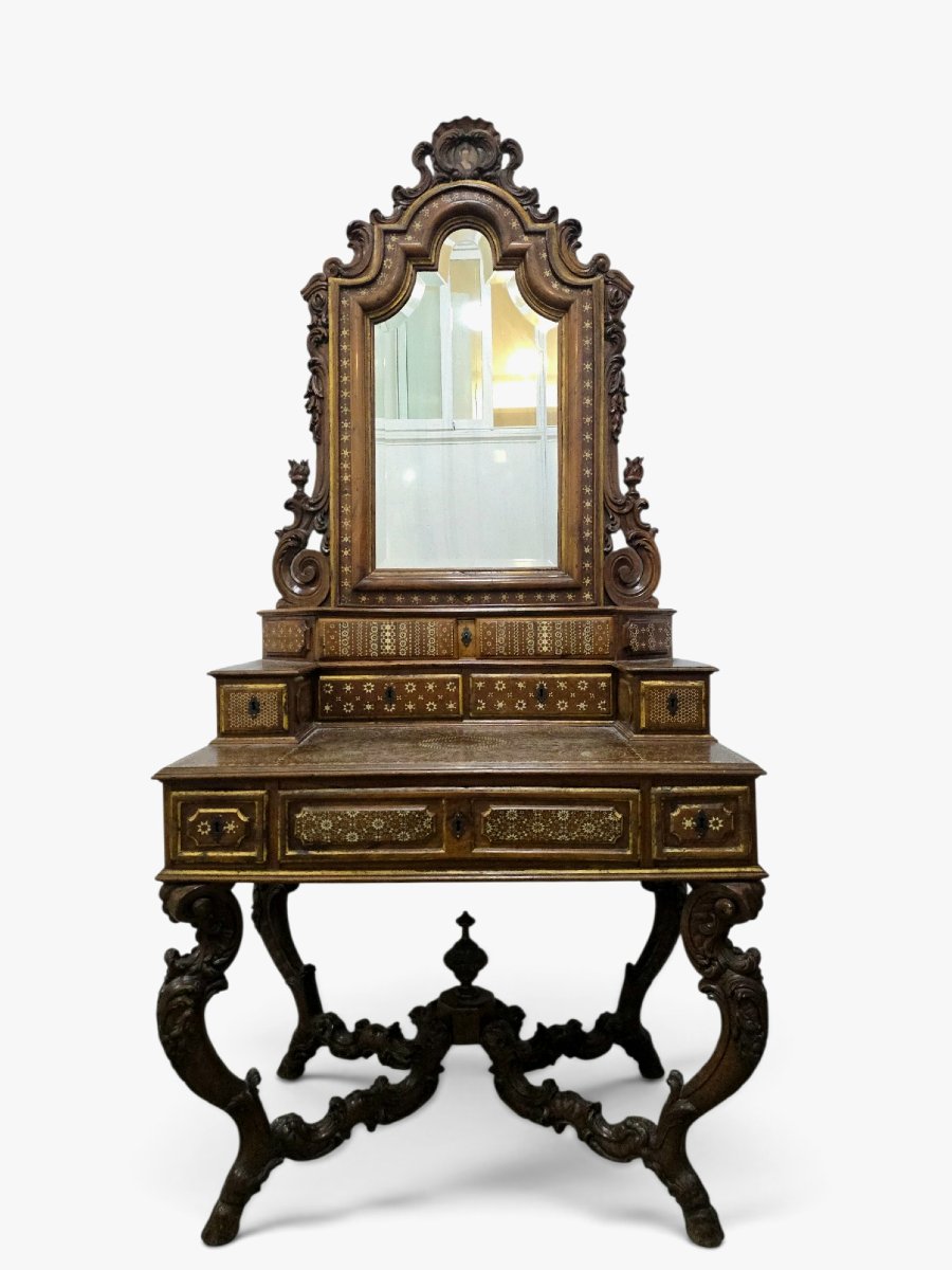 Cabinet de toilette portugais de qualité muséale avec miniature de portrait d'origine