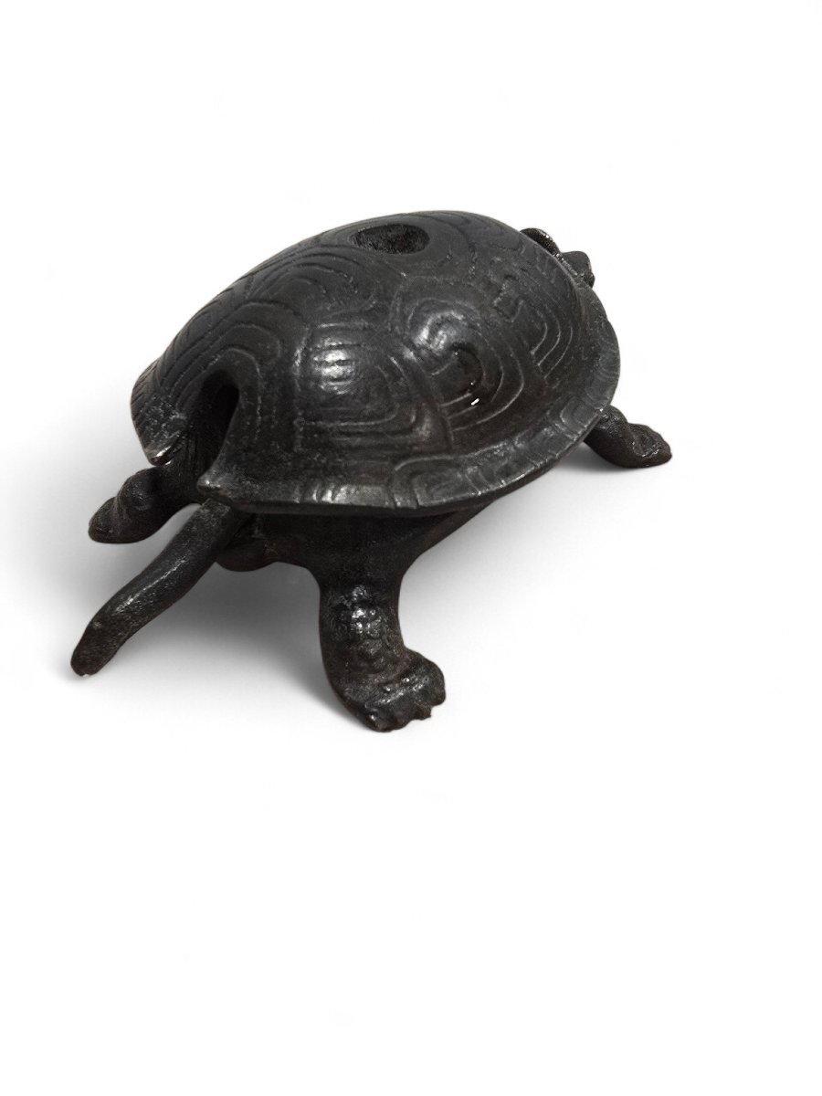 Rare coupe-cigares en fonte en forme de tortue, XIXe siècle-photo-2