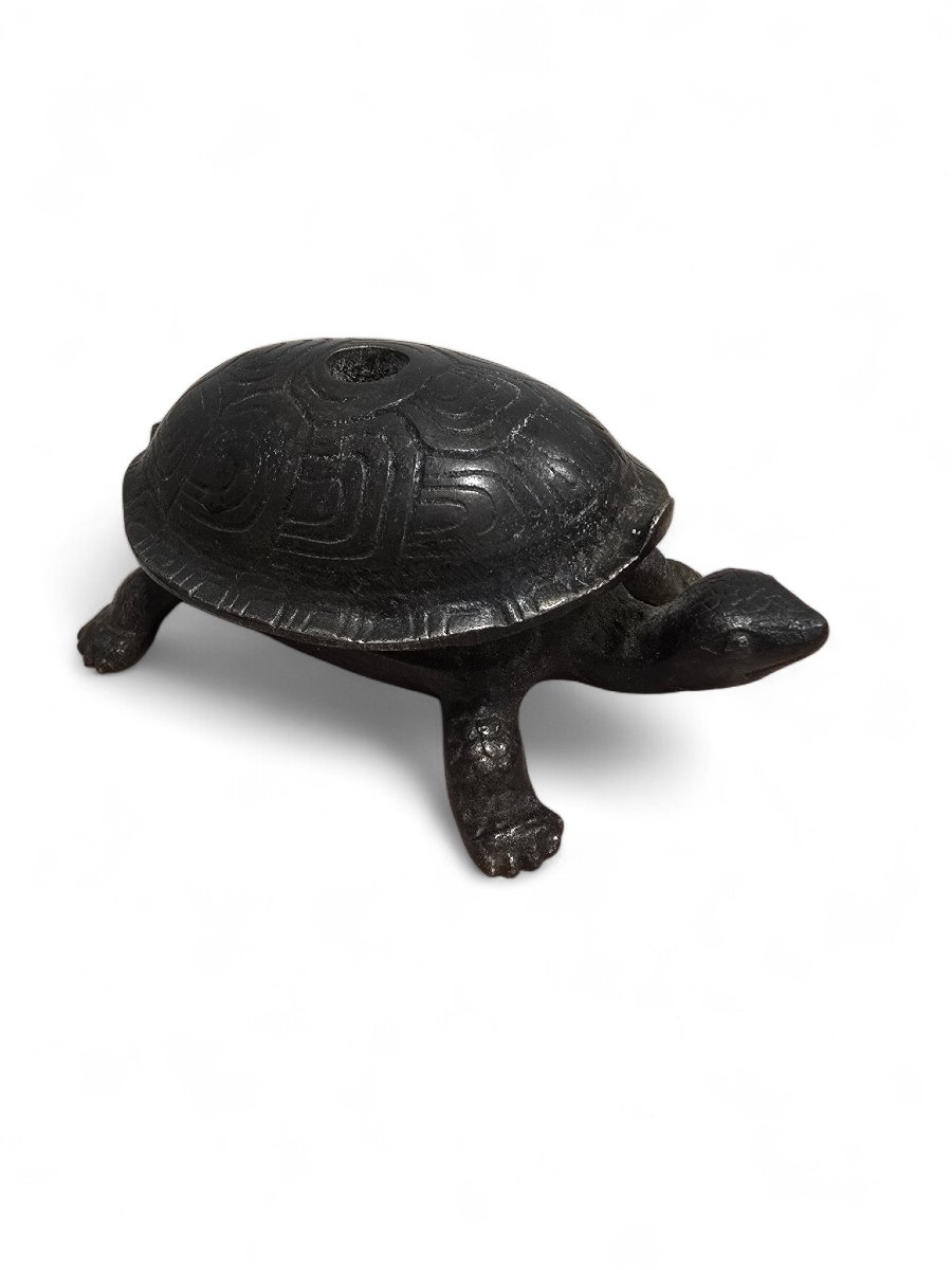 Rare coupe-cigares en fonte en forme de tortue, XIXe siècle-photo-2