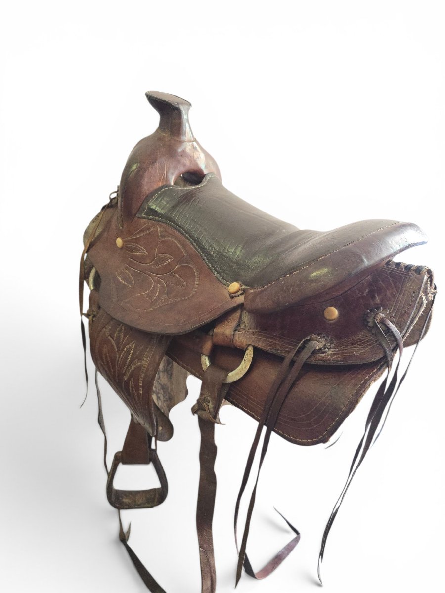 Selle d'équitation vintage en cuir travaillé à la main, années 1950