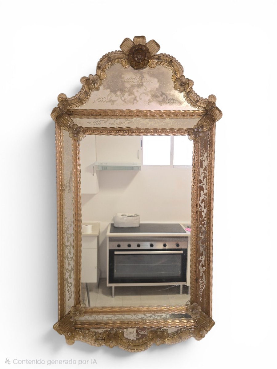 Venetian Wall Mirror Made Of Murano Glass, Adorned With Floral Engravings And Amber Accents, 20th Century-photo-3