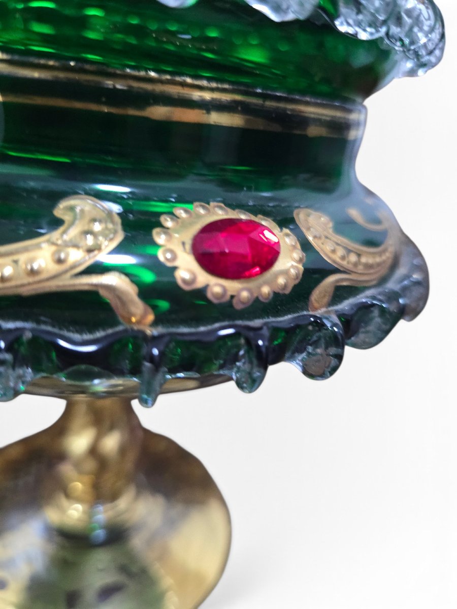 Venetian Candy Box With An Emerald-green Glass Lid, Adorned With Gilding And Precious Stones-photo-1