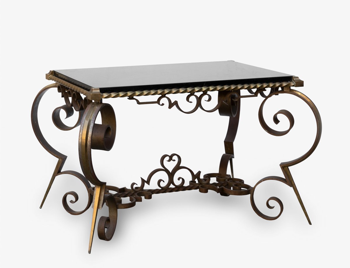Table basse française des années 1970 en marbre noir belge, bronze doré et fer forgé-photo-1