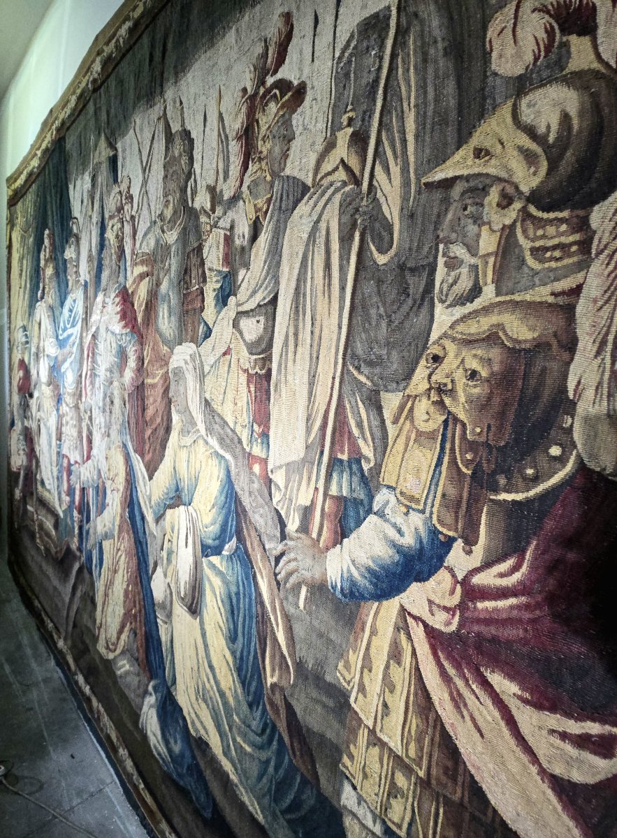 Tapisserie d'Aubusson du XVIIe siècle : La Famille de Darius devant Alexandre-photo-3