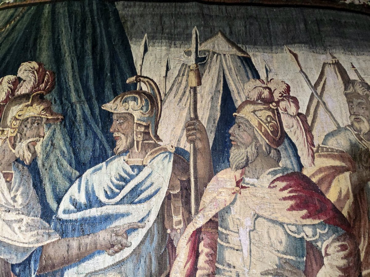 Tapisserie d'Aubusson du XVIIe siècle : La Famille de Darius devant Alexandre-photo-2