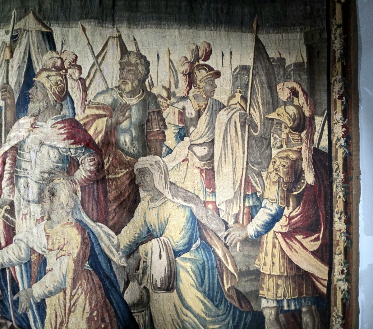 Tapisserie d'Aubusson du XVIIe siècle : La Famille de Darius devant Alexandre-photo-6