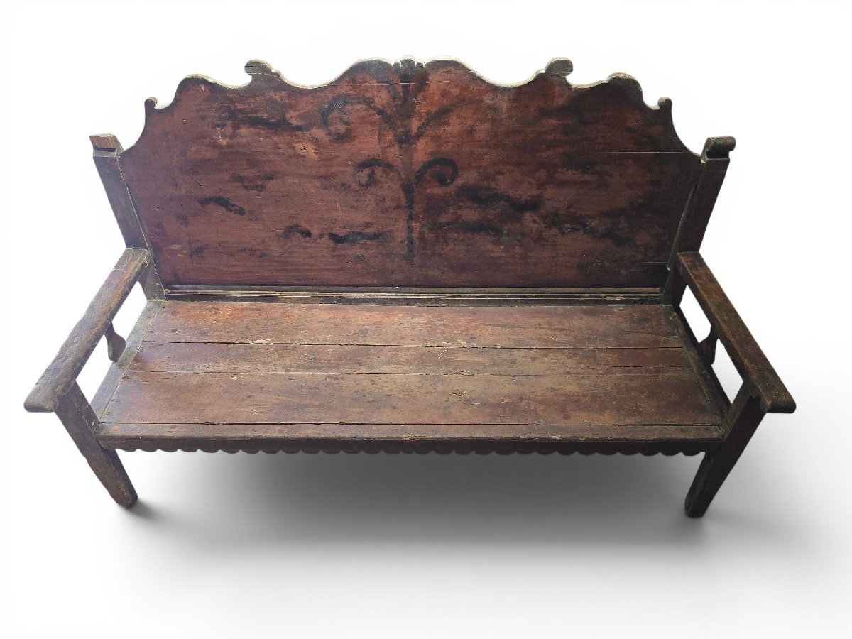Banc français du XVIIIe siècle en bois peint à haut dossier