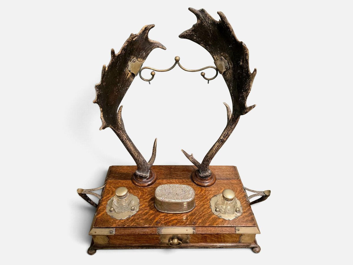 Encrier de bureau de style « chasse » en chêne, bois de daim et garnitures en bronze argenté, v-photo-3