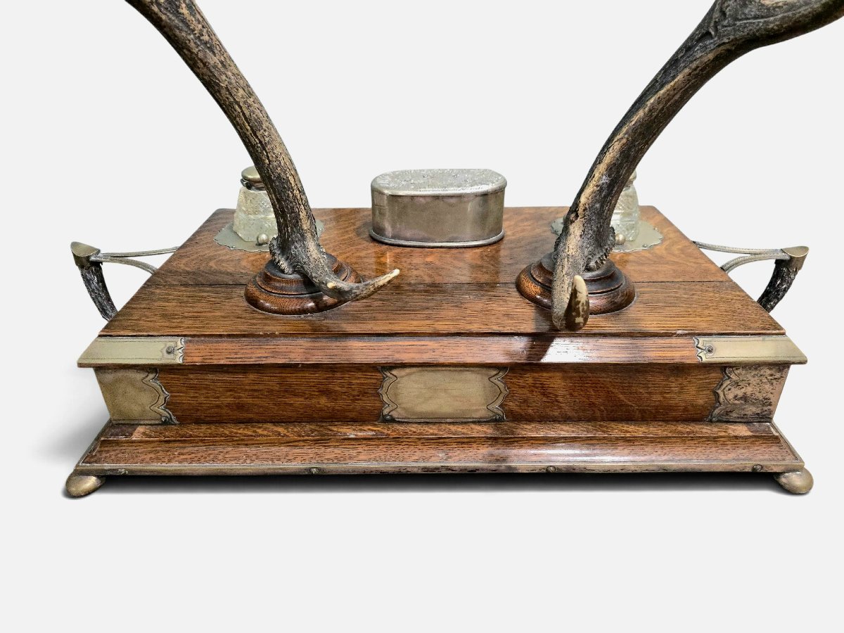 Encrier de bureau de style « chasse » en chêne, bois de daim et garnitures en bronze argenté, v-photo-5