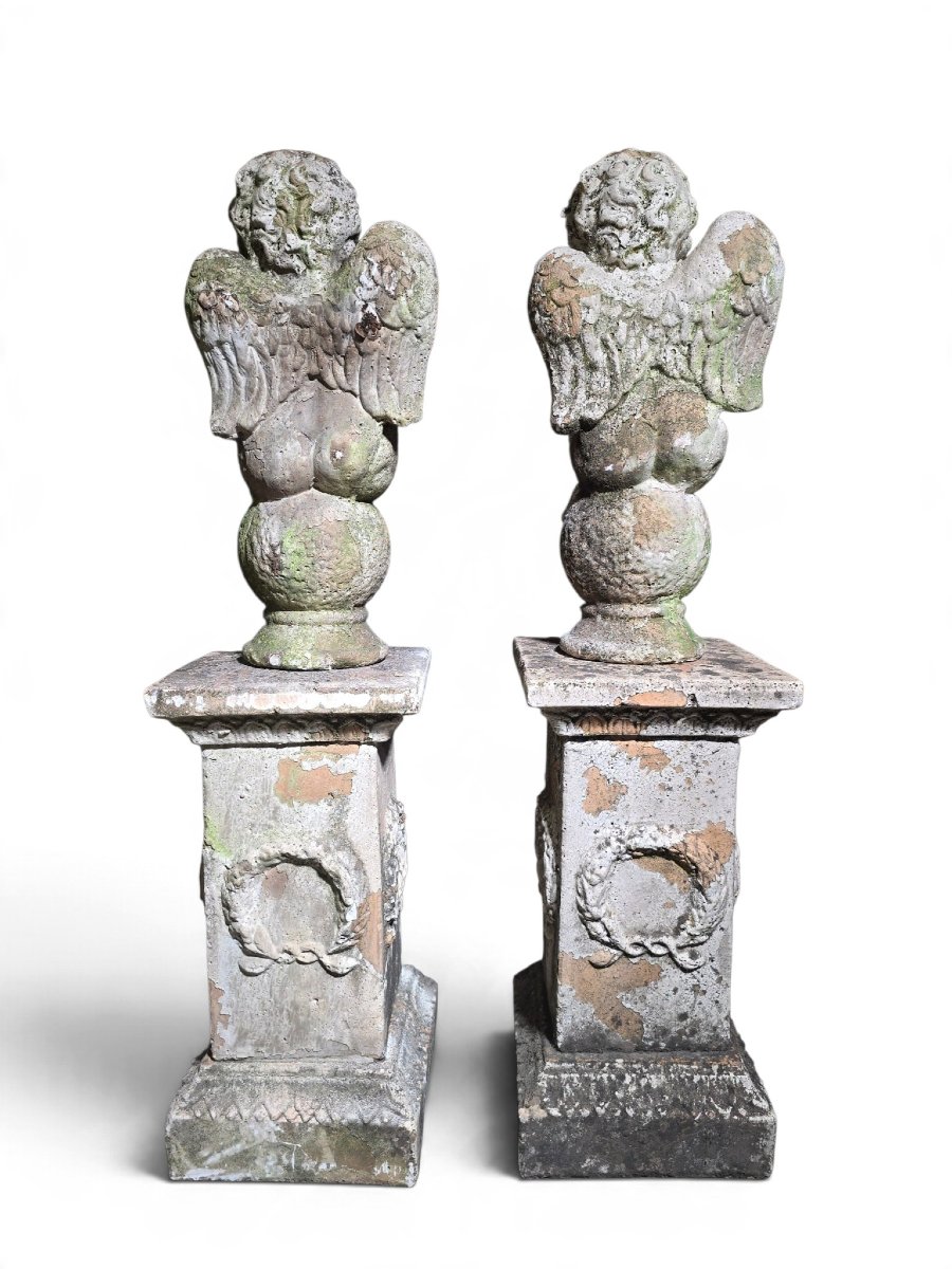 Paire de sculptures italiennes en terre cuite représentant des chérubins sur piédestaux (XIXe s-photo-2