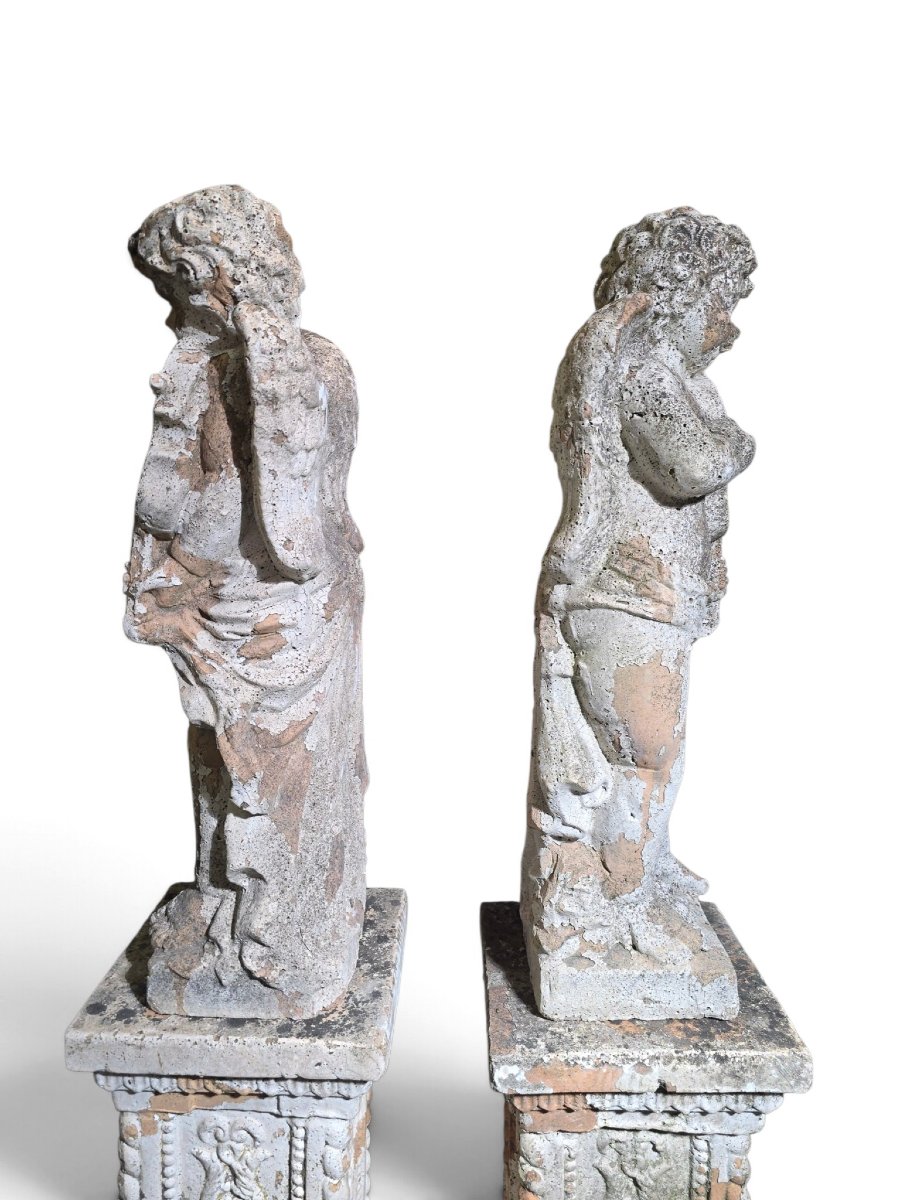 Paire de sculptures  en terre cuite italienne du XIXe siècle représentant des chéru-photo-3