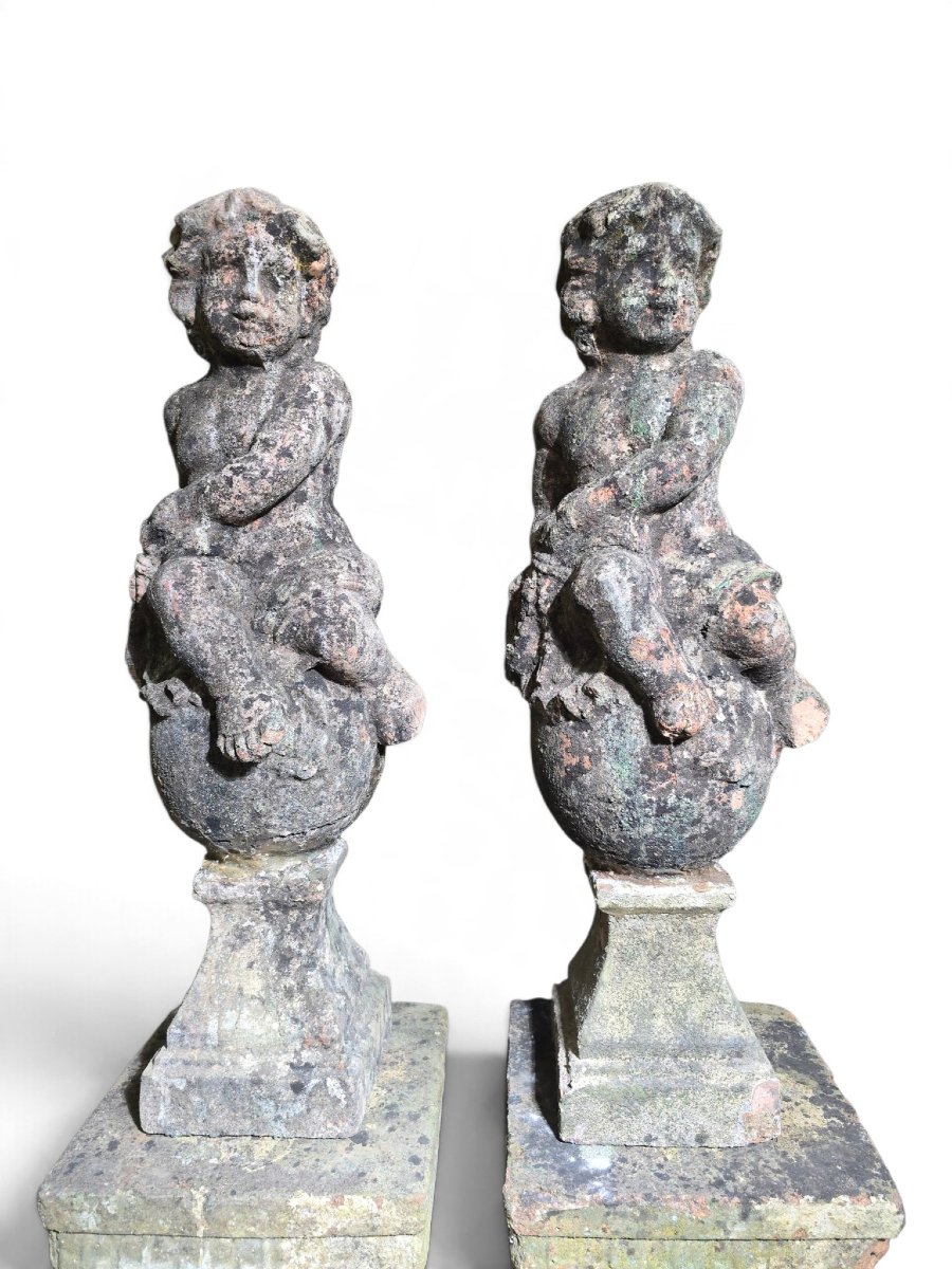 Paire de sculptures de chérubins en terre cuite italienne du XIXe siècle avec piéd-photo-3