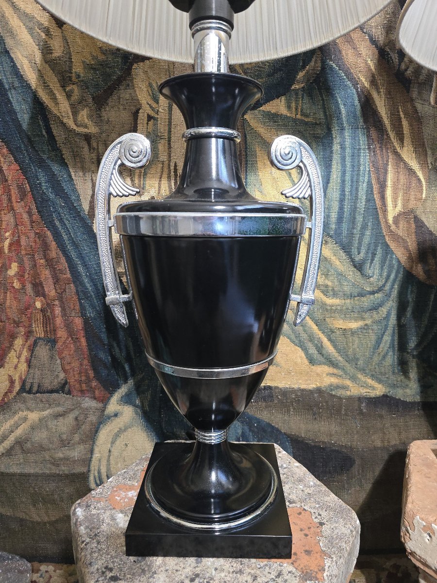 Paire de lampes Art Déco du début du XXe siècle en métal peint en noir avec poignées chromées-photo-3
