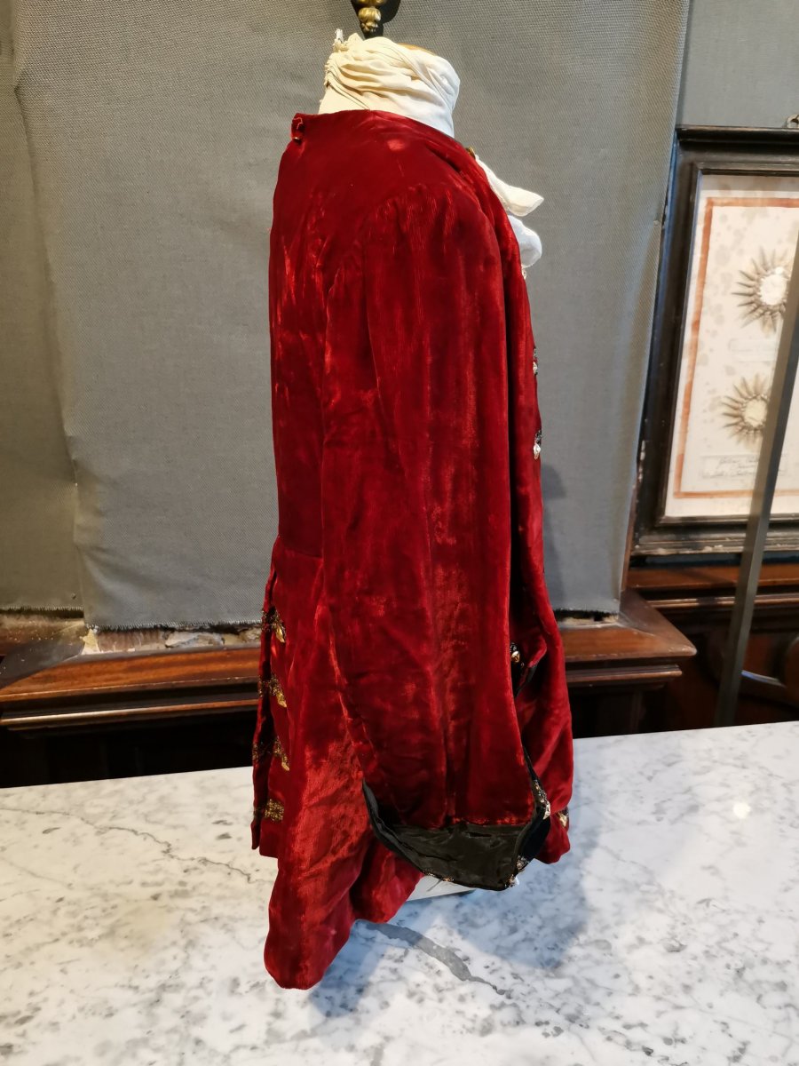 Old Luis XVI Costume-photo-2