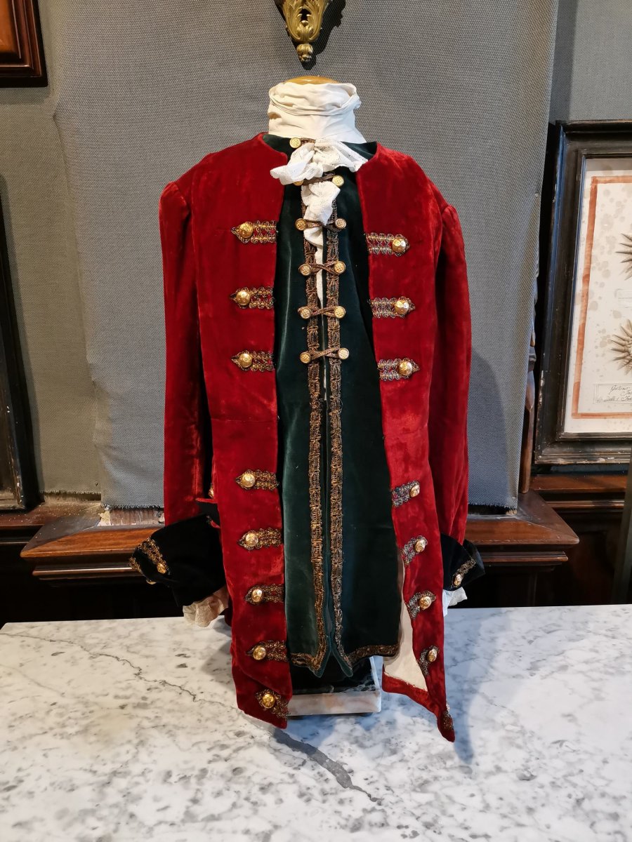 Vieux Costume Luis XVI