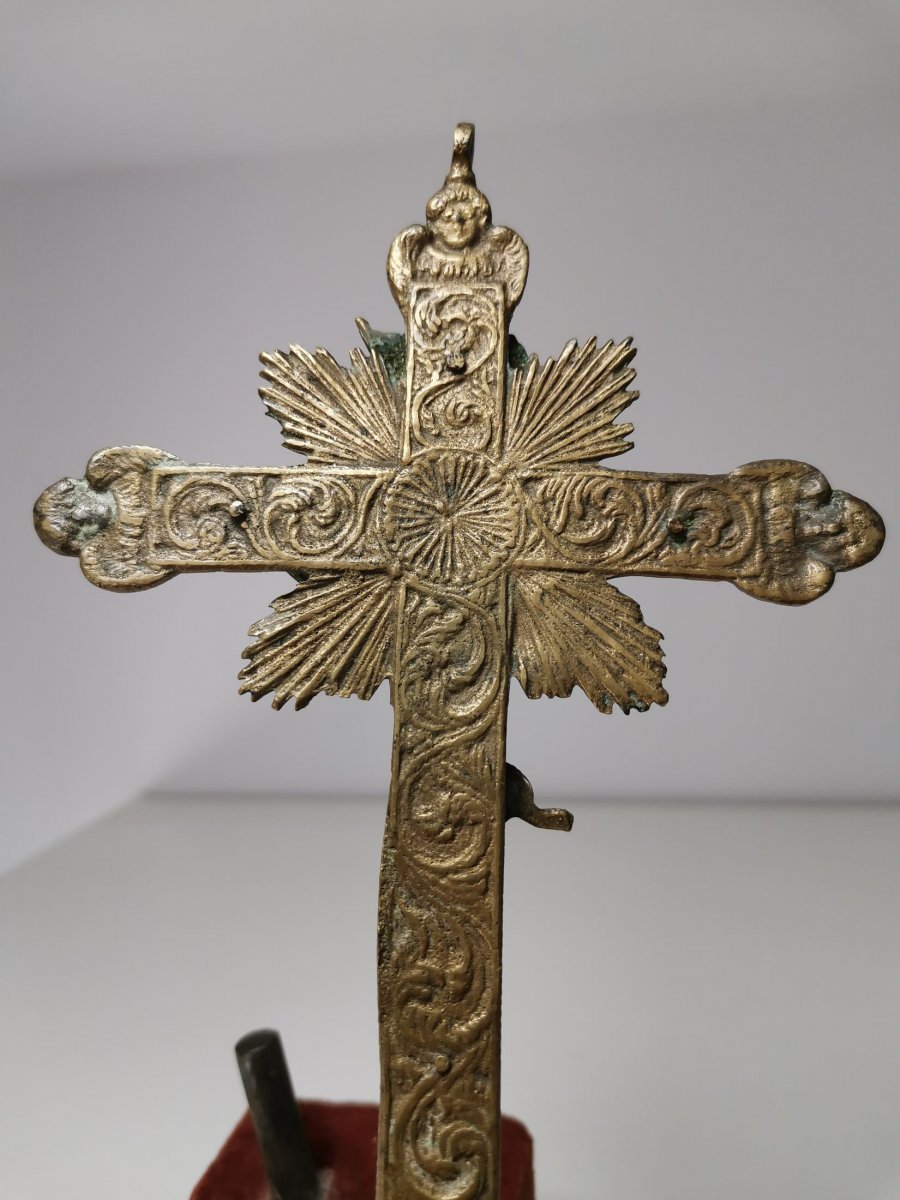 Croix De Bronze Du XVIIe SiÈcle-photo-1
