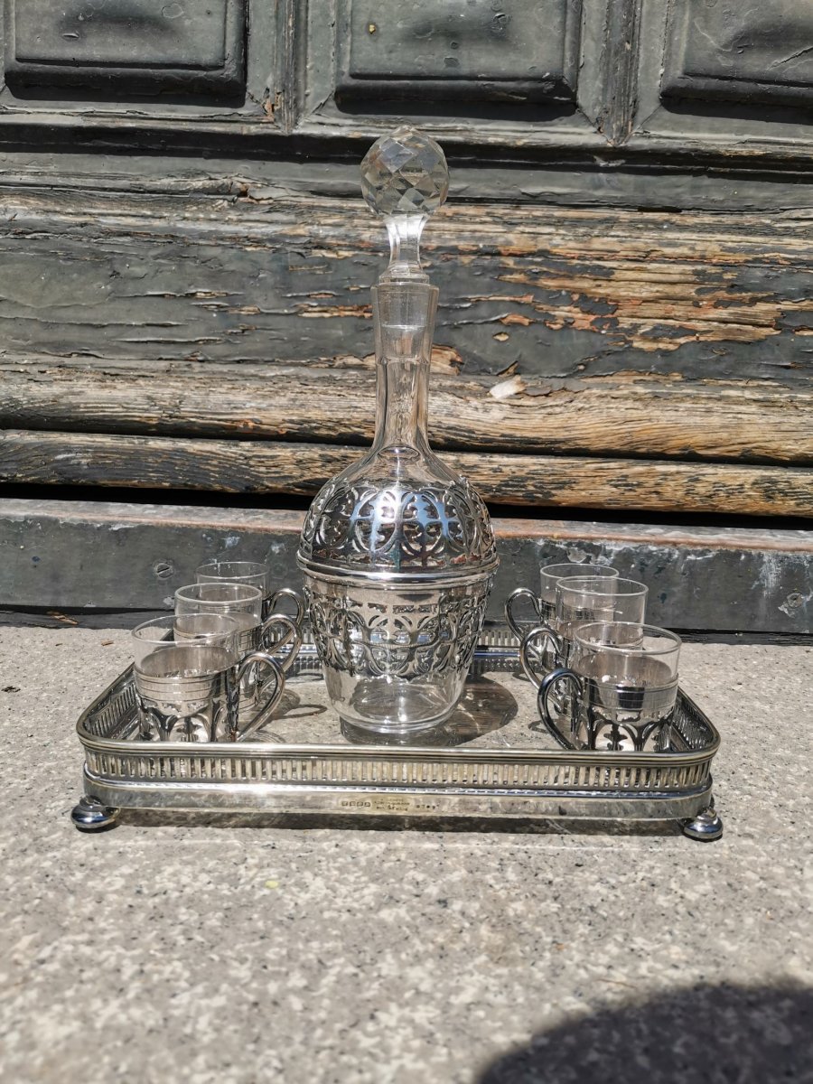 Crystal And Silver Liquor Service-photo-1