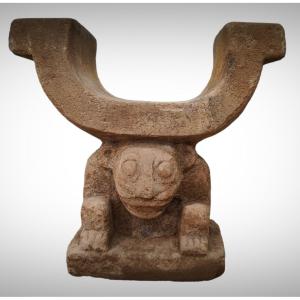 Manteña Chair Of Power Cachique Of Prehispanic Ecuador