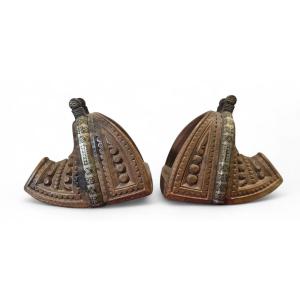 Pair Of Chilean Huaso Wood Stirrups From The Late 18th Century, Adorned With Inlaid Irons.