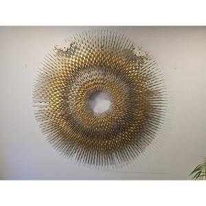 soleil rayonnant en bois sculpté et doré du XVIIIe siècle