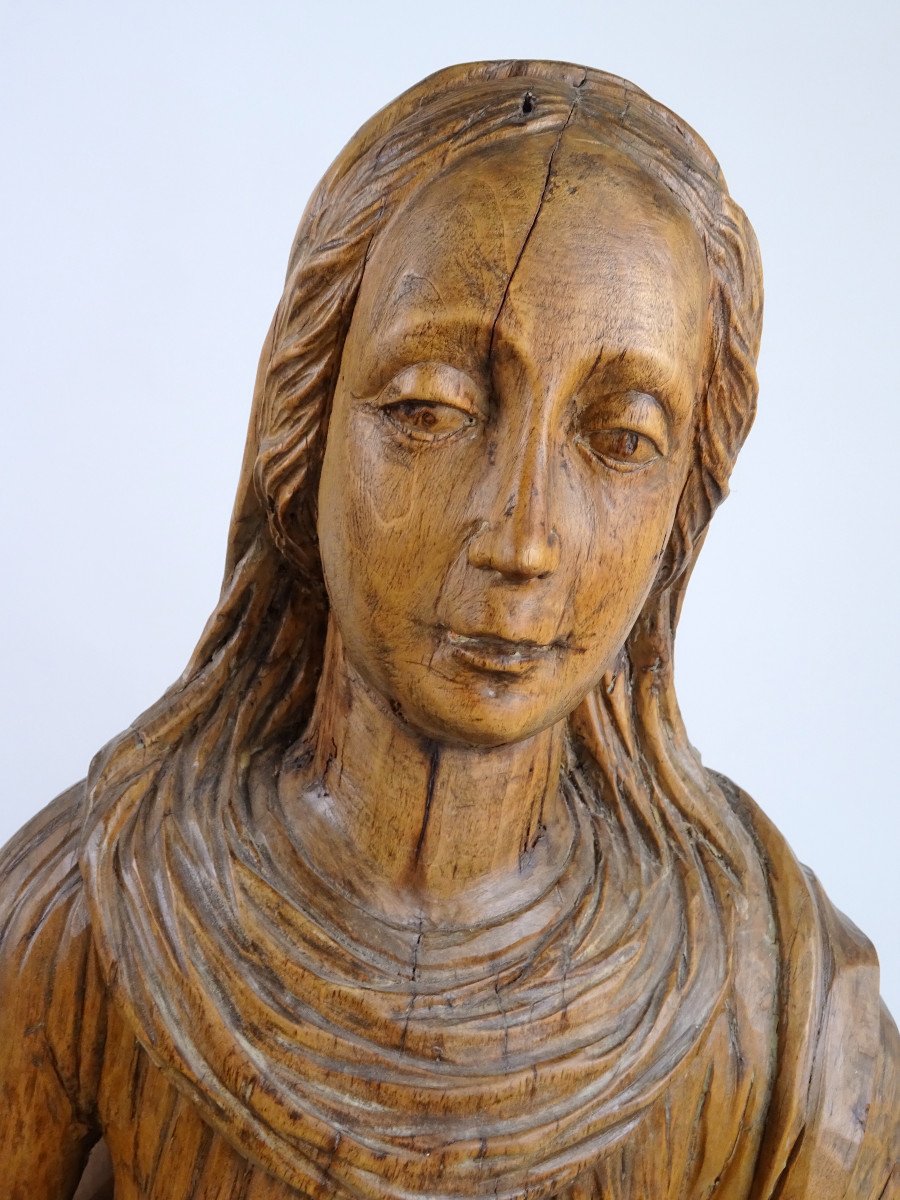 Sculpture en bois "figure féminine", fin du 15e siècle-photo-1