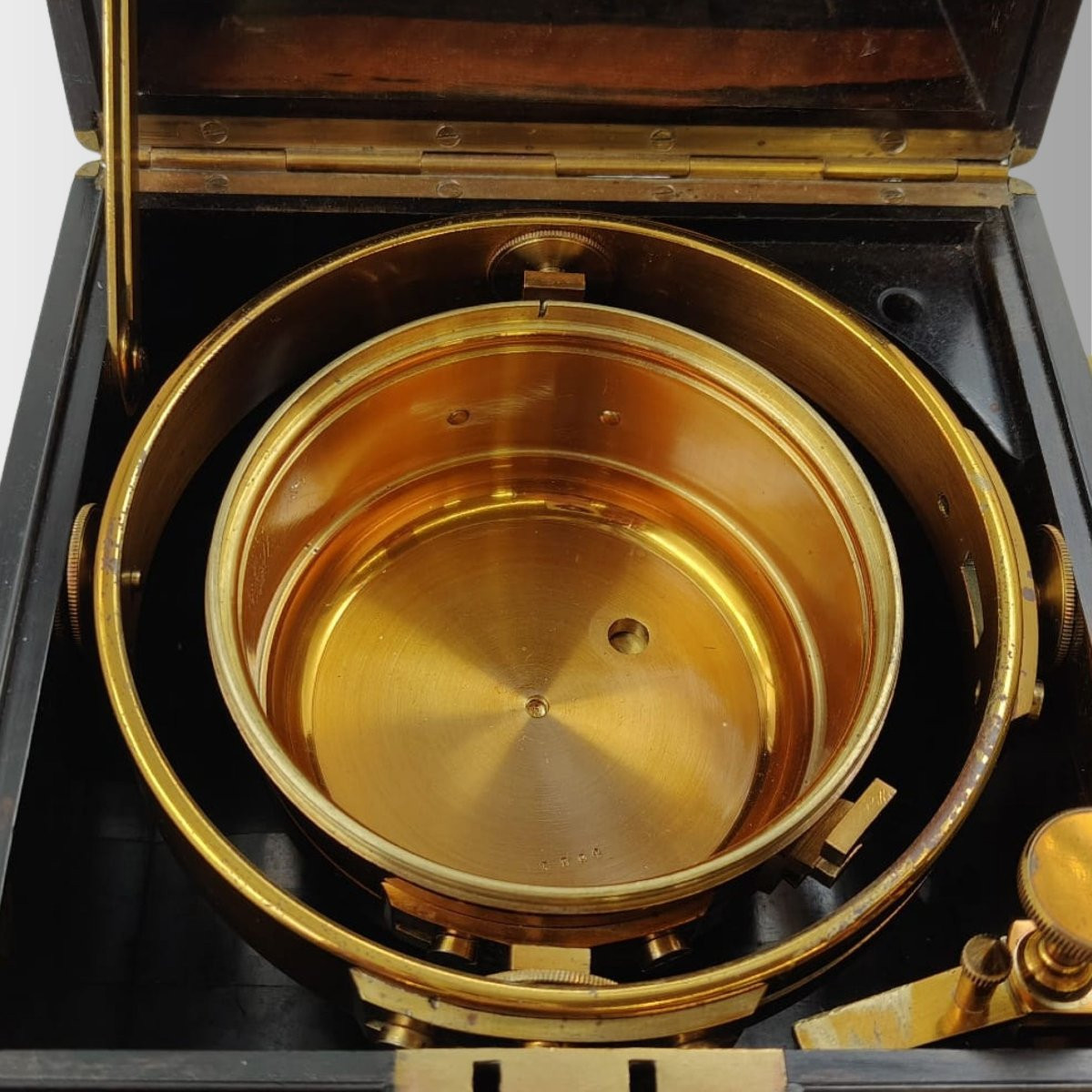 Sewill Marine Chronometer In Rosewood And Brass Case, 19th Century-photo-2