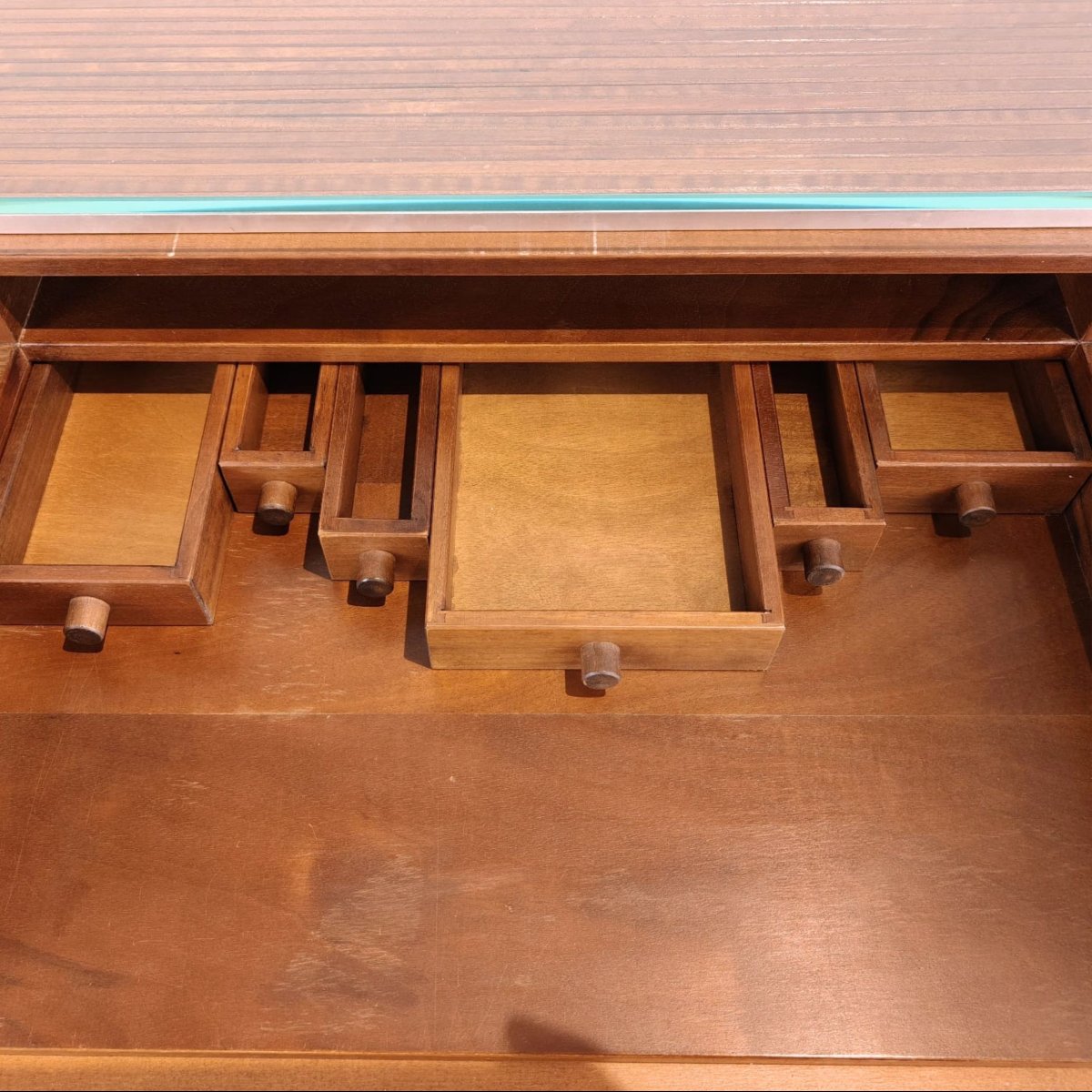 Bureau modèle 804 avec tablette, Frattini pour Bernini, années 1960-photo-1