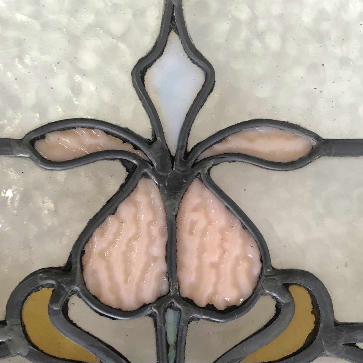 Vitrage à motifs floraux, France, vers 1920-photo-1