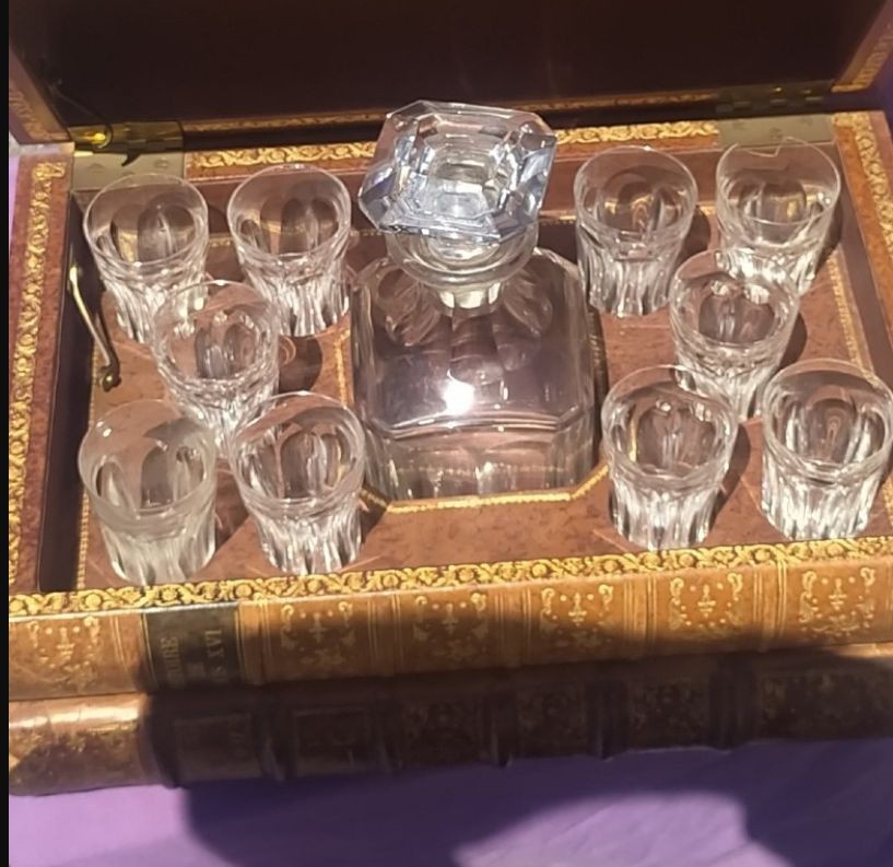 Baccarat Whisky Cellar. 
