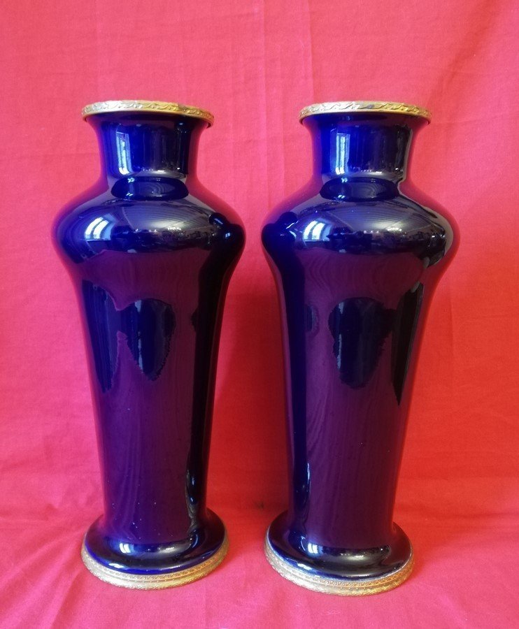 Paire de vases bleu four