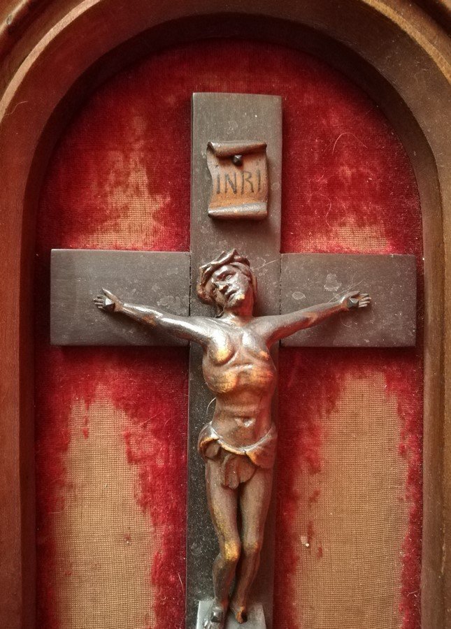 Christ en bois sculpté -photo-3