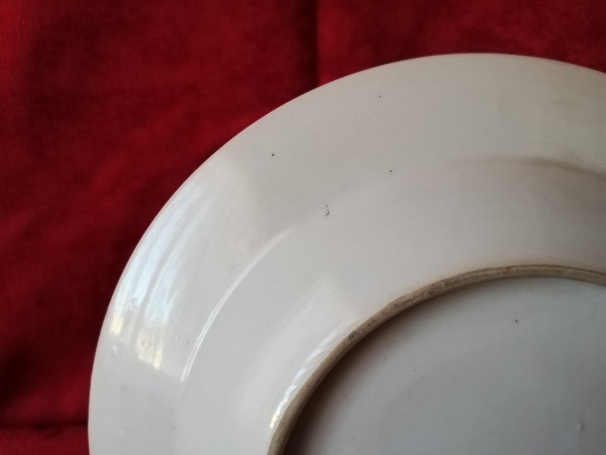 Chinese Porcelain Plate-photo-2