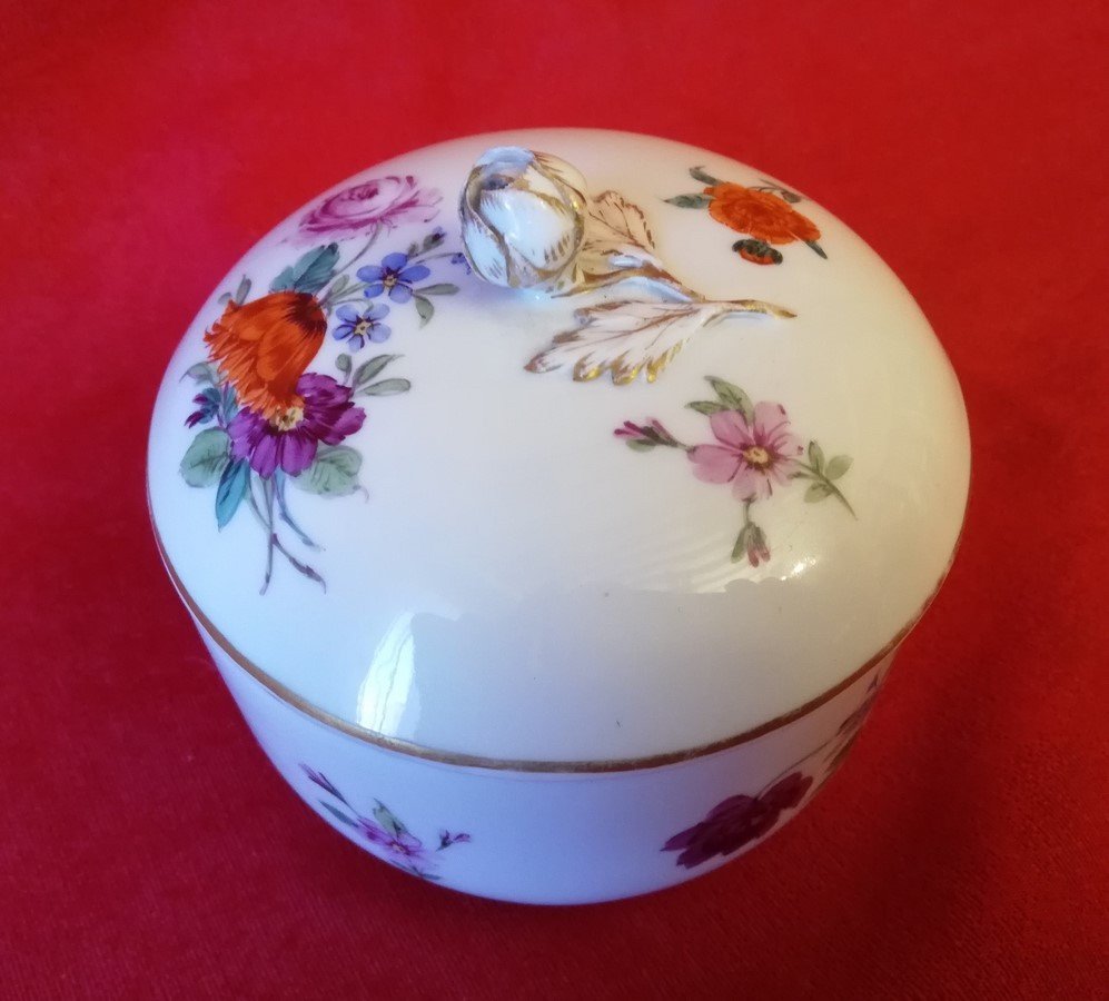 Pot couvert en porcelaine Allemande -photo-1