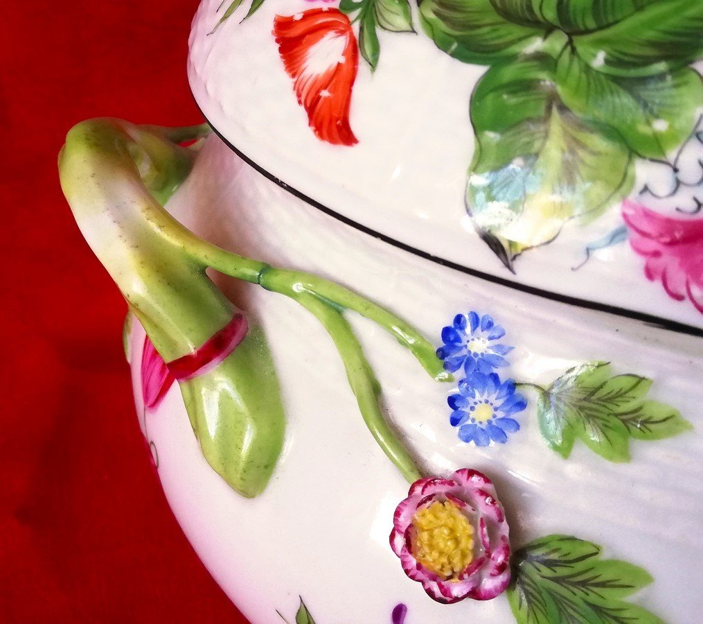 German Porcelain Tureen-photo-4