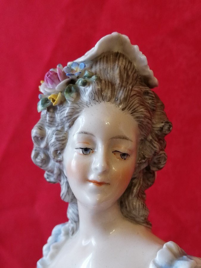 Groupe en porcelaine Naples -photo-2