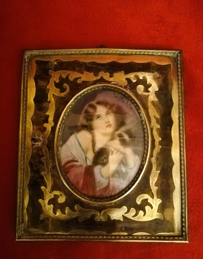 Suite de trois miniatures sur ivoire encadrées-photo-2